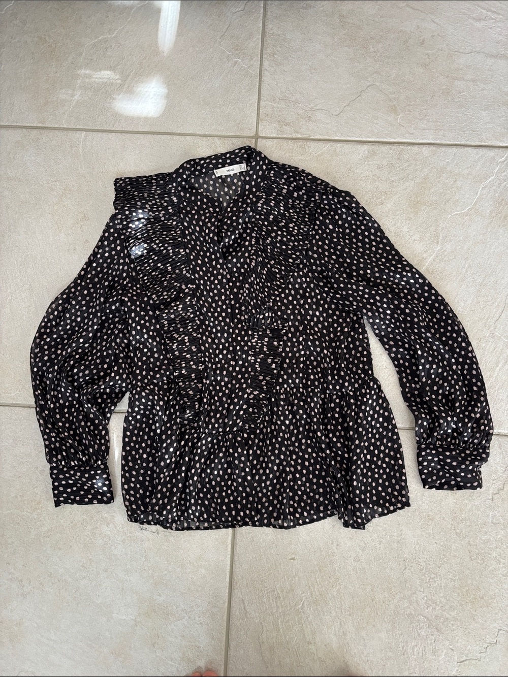 BUNDLE Banana Republic and Mango blouses